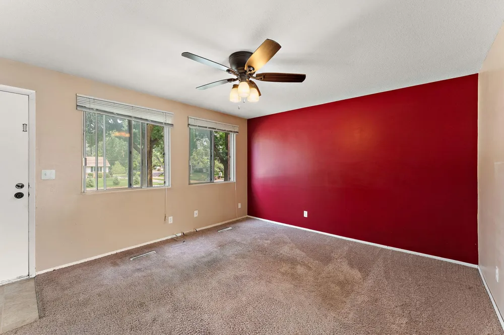 6357 15th Street Oakdale, MN 55128