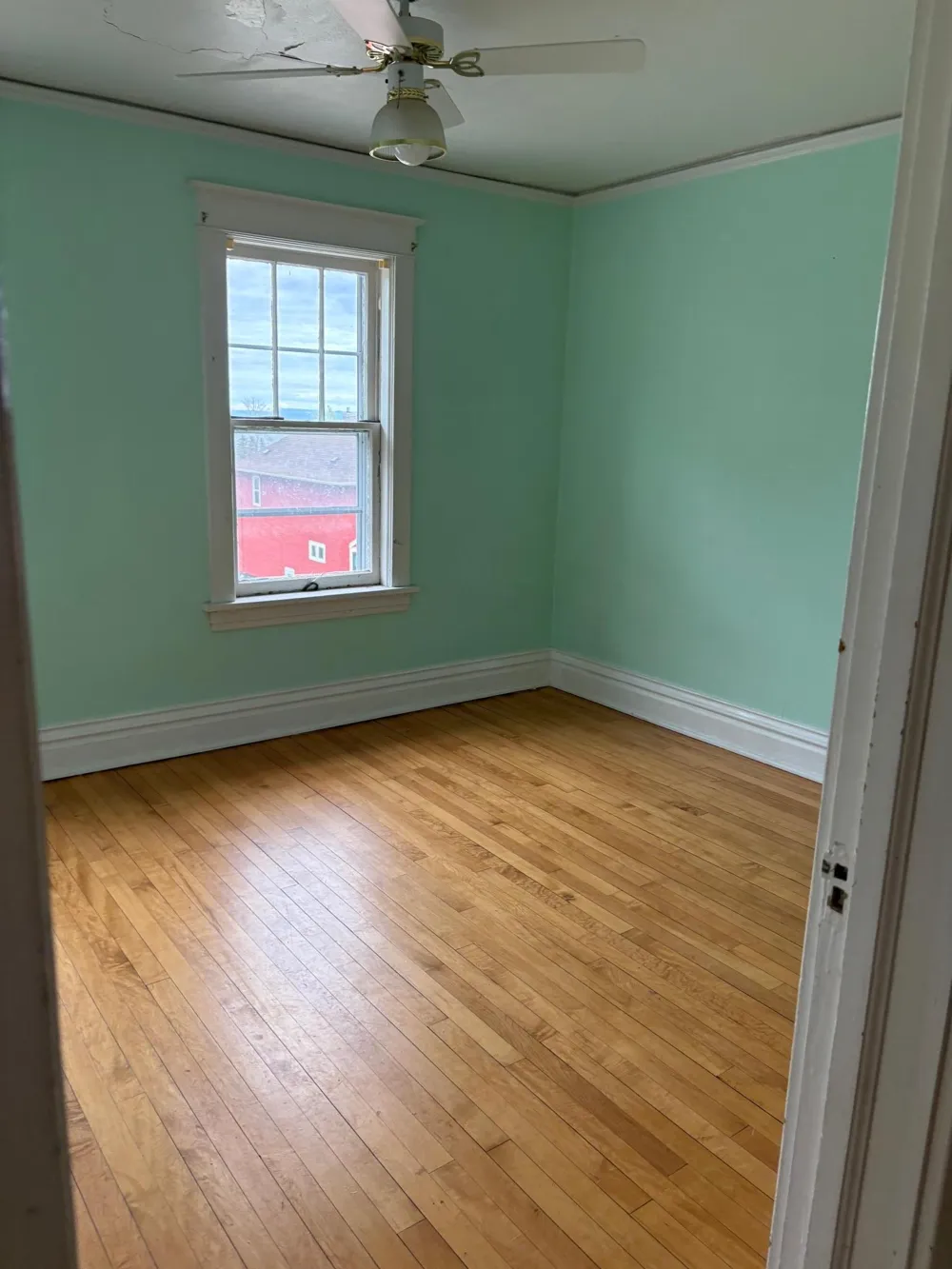 1117 E 10th Street Duluth, MN 55805