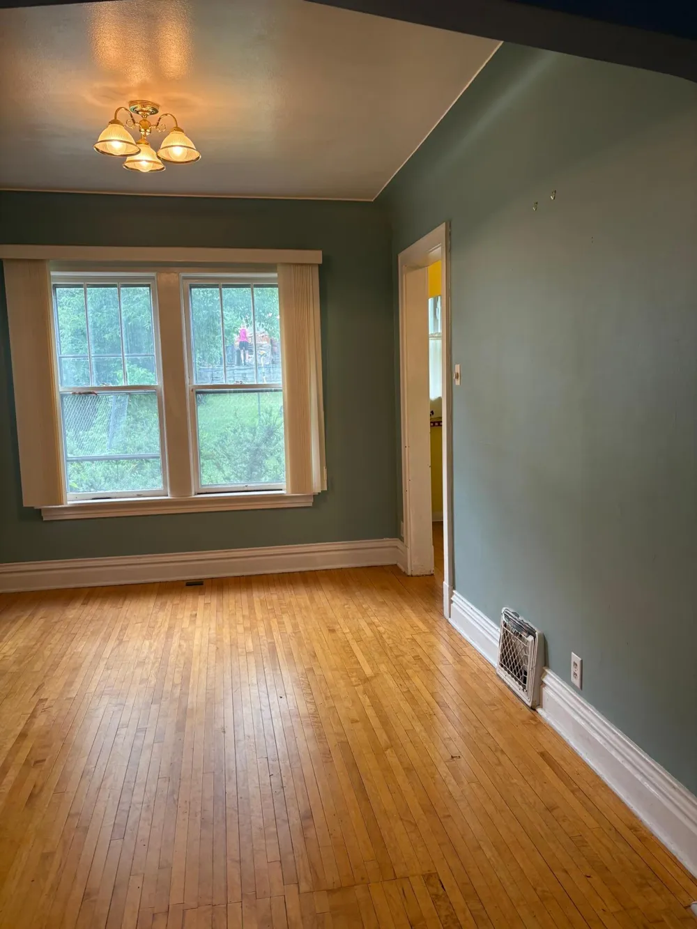 1117 E 10th Street Duluth, MN 55805
