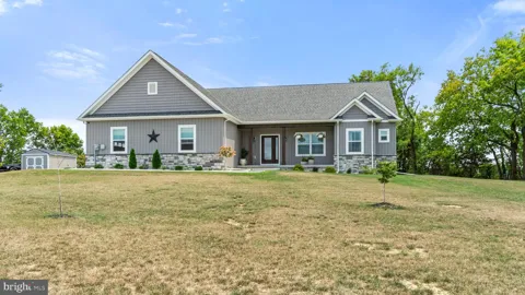 8638 REGAL DRIVE