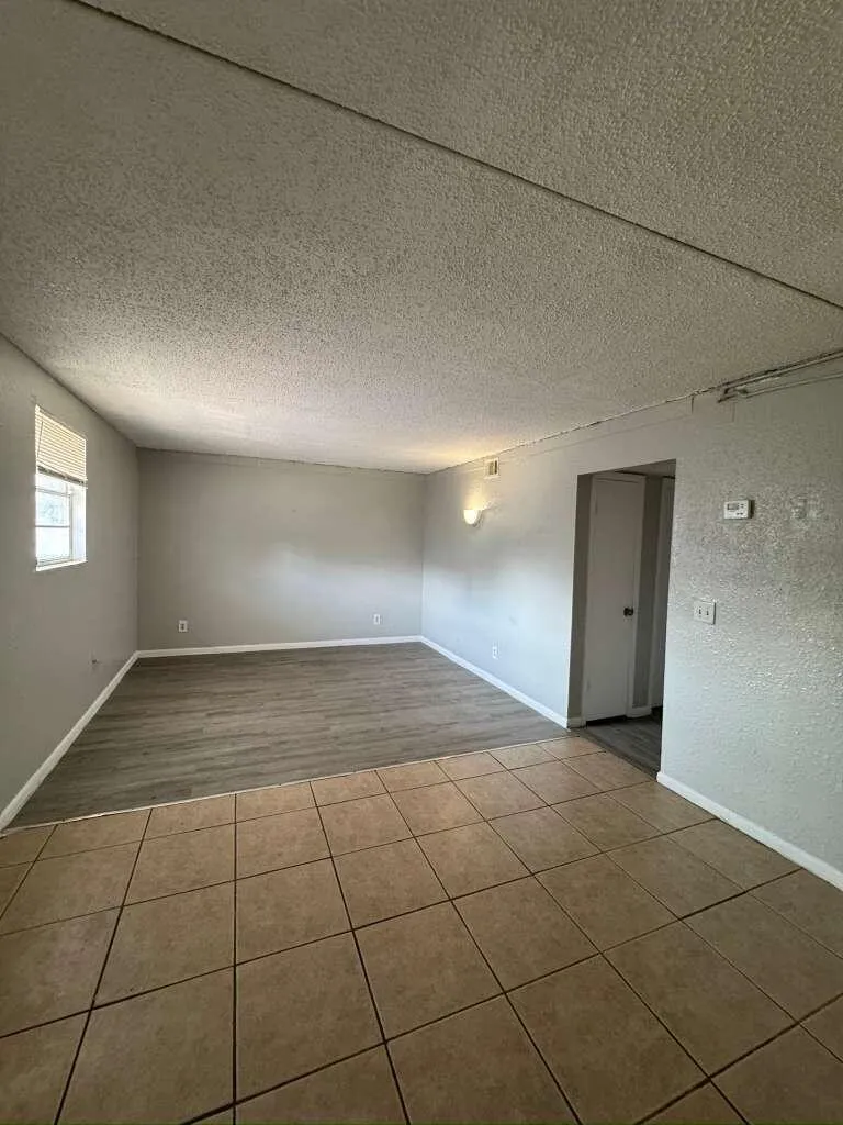 5141 SHENANDOAH AVENUE #23 Jacksonville, FL 32254