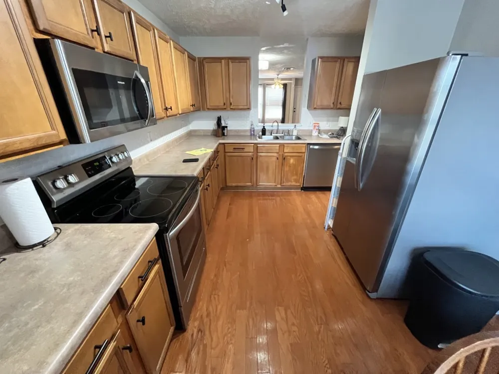 5976 Monroe Xing Antioch, TN 37013