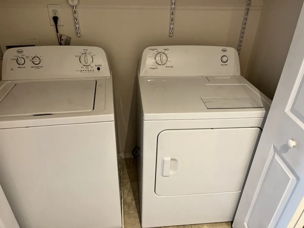 5976 Monroe Xing Antioch, TN 37013