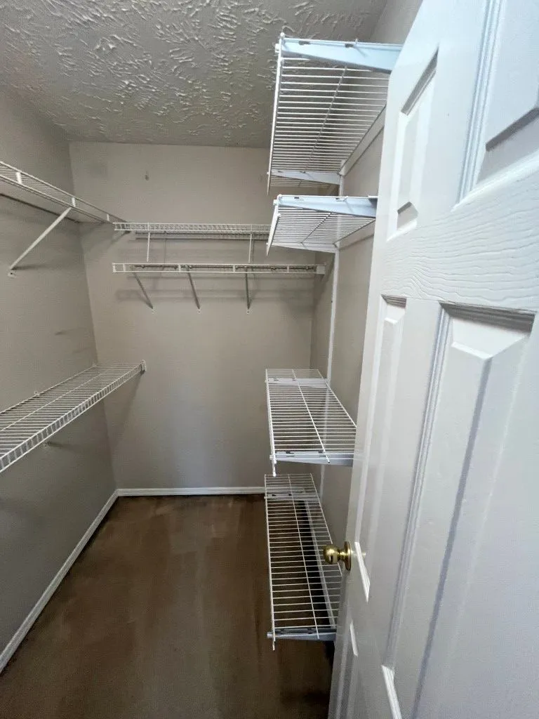 5976 Monroe Xing Antioch, TN 37013