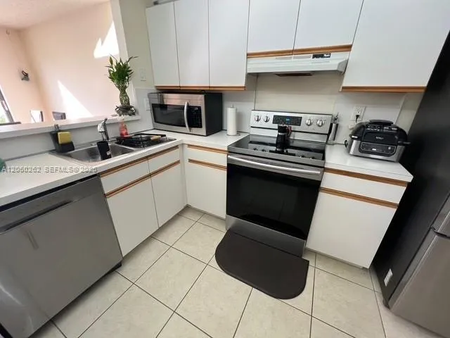 9735 Costa Del Sol Blvd #F-101 Doral, FL 33178