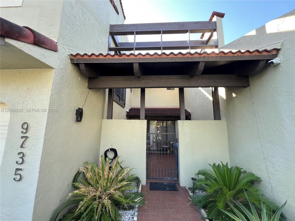 9735 Costa Del Sol Blvd #F-101 Doral, FL 33178