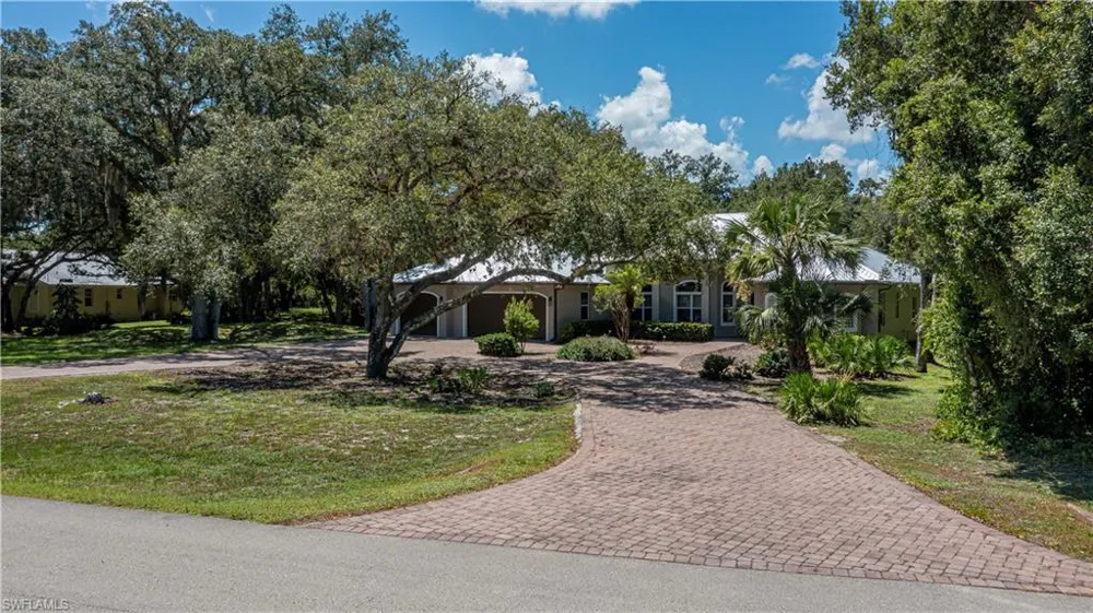 4033 Oak Haven Drive Labelle, FL 33935