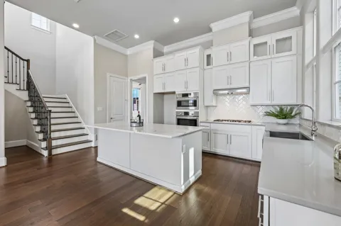 708 Wooster Lane