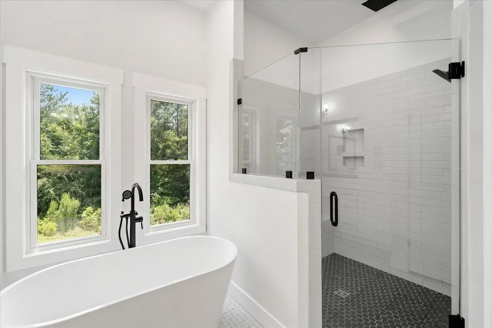 988 Boozer Road Heflin, AL 36264