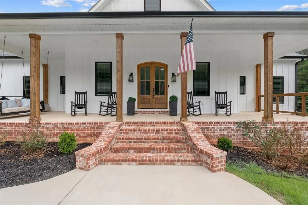 988 Boozer Road Heflin, AL 36264