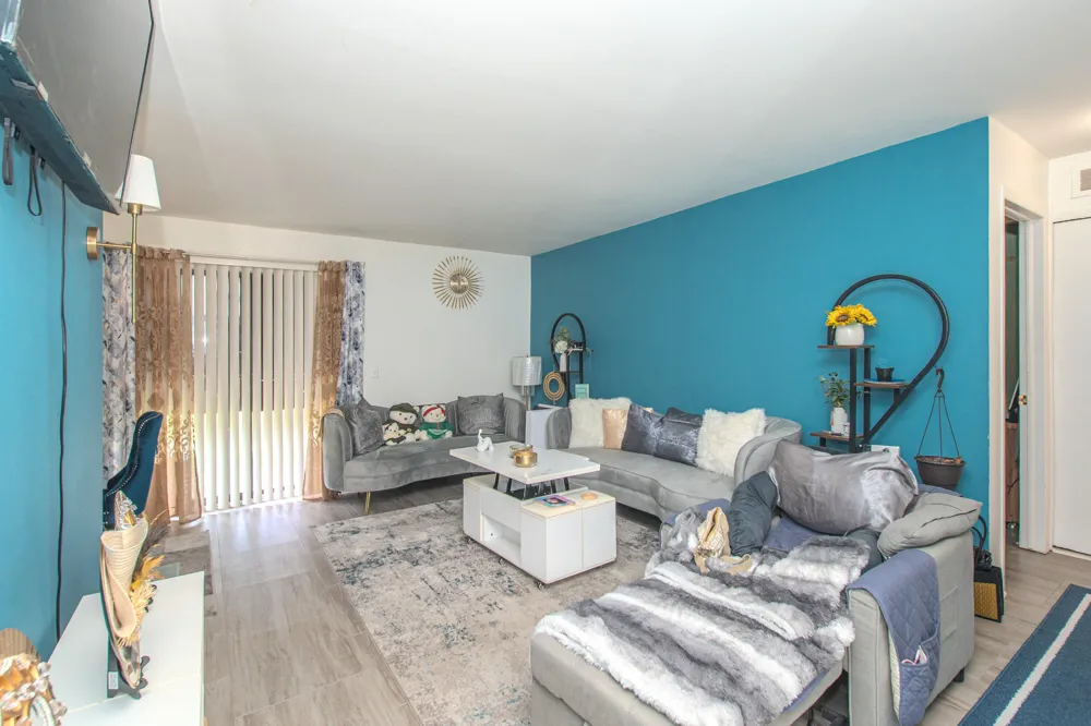 30078 W 12 Mile Road #99 Farmington Hills, MI 48334