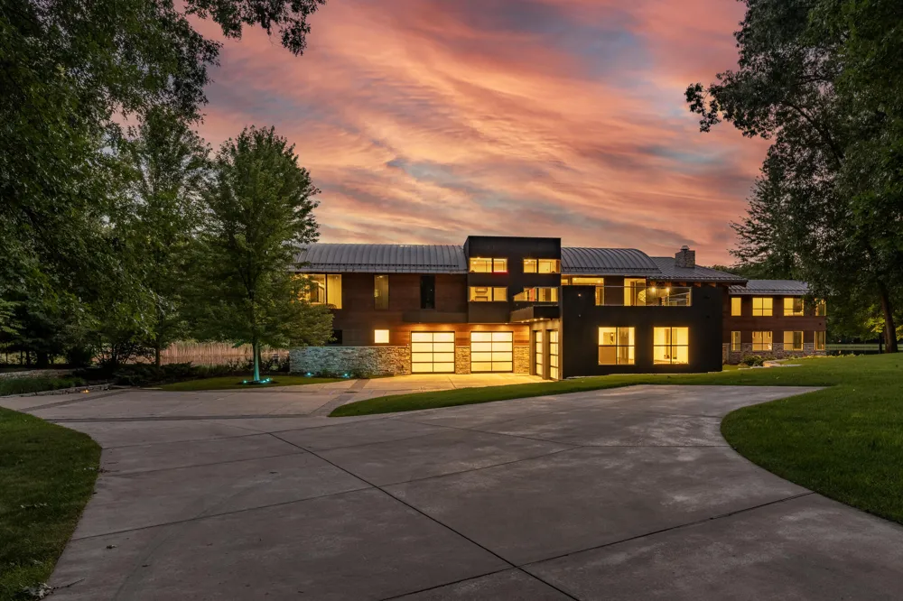 10463 W H AVENUE Kalamazoo, MI 49009