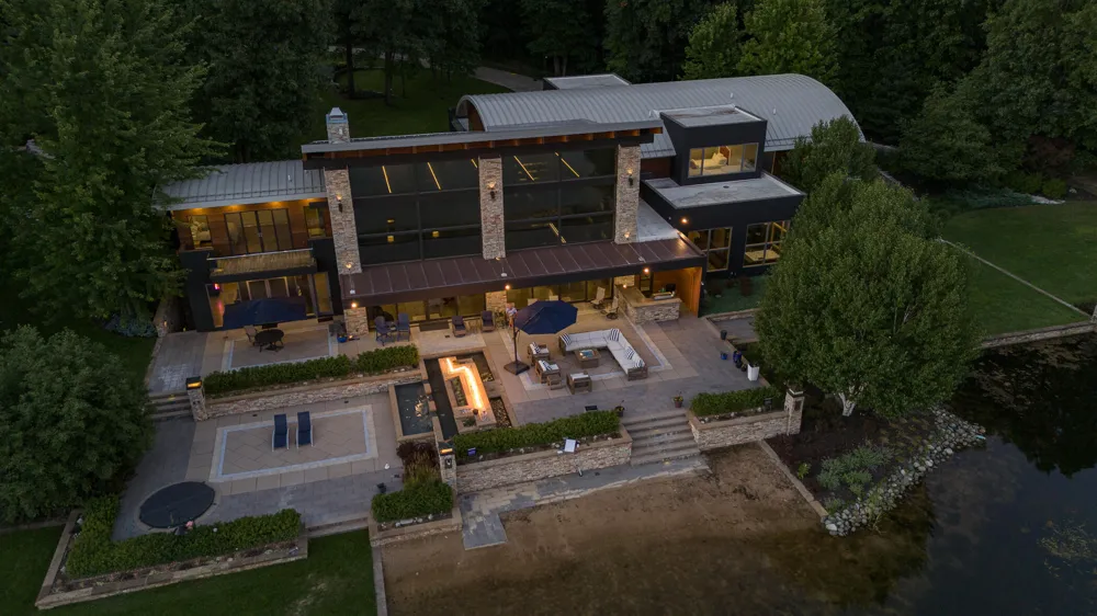 10463 W H AVENUE Kalamazoo, MI 49009