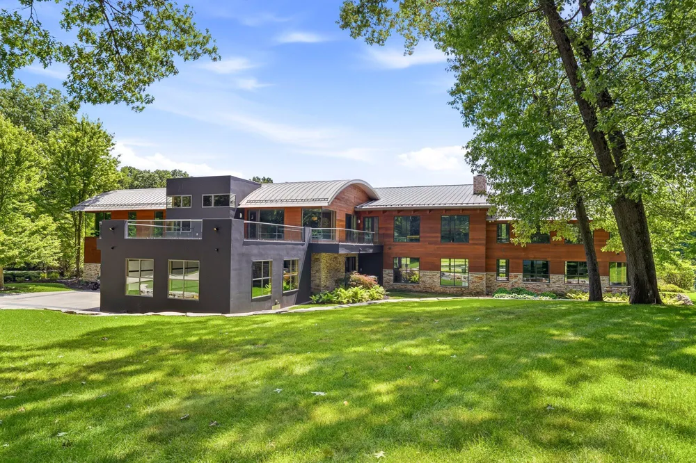 10463 W H AVENUE Kalamazoo, MI 49009