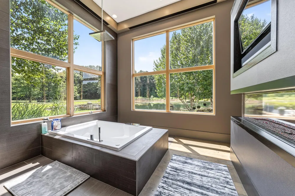 10463 W H AVENUE Kalamazoo, MI 49009