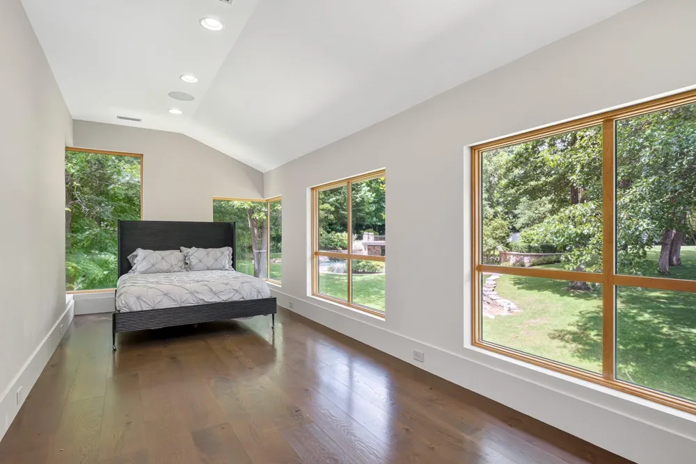 10463 W H AVENUE Kalamazoo, MI 49009