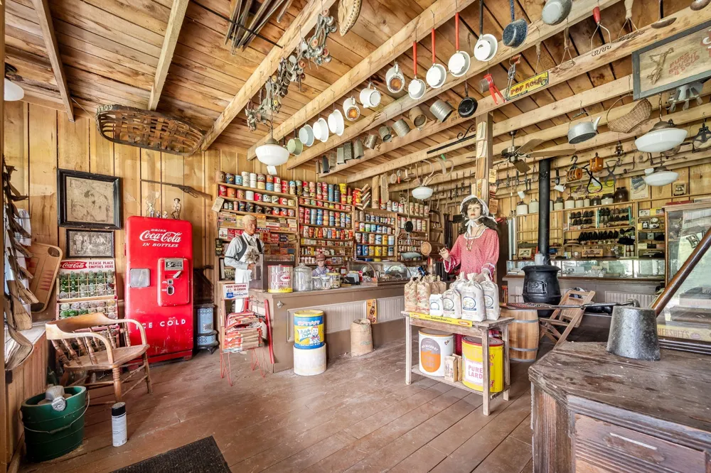 448 County Line Rd Lynchburg, TN 37352