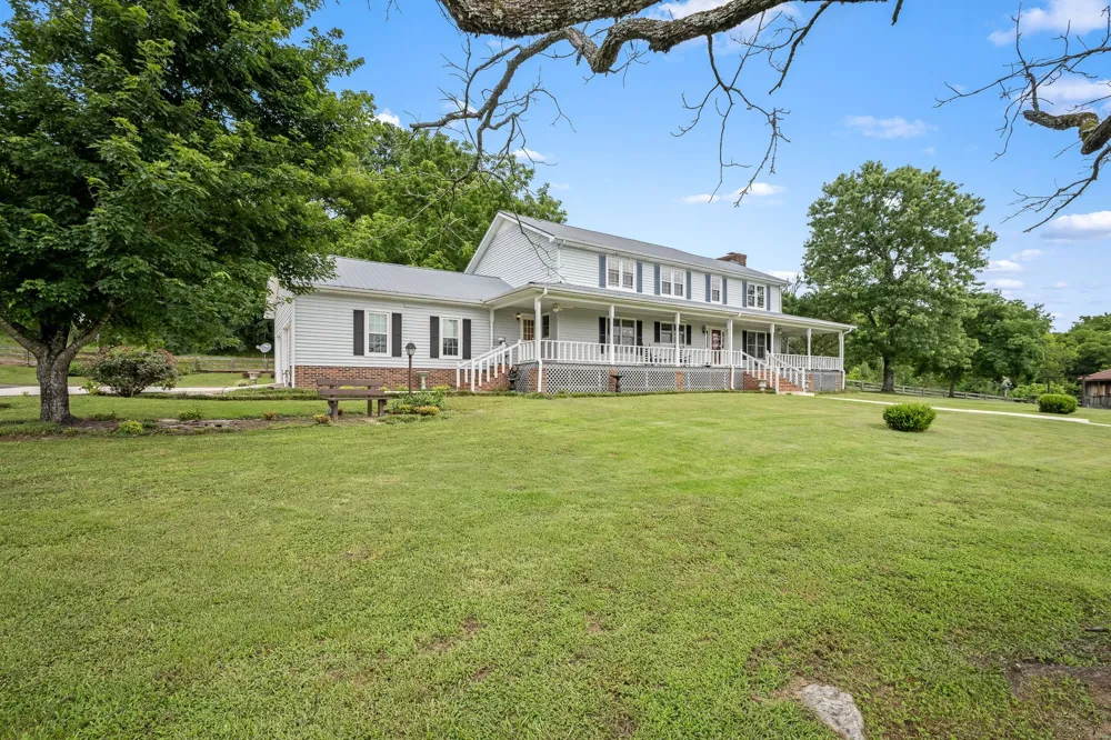 448 County Line Rd Lynchburg, TN 37352