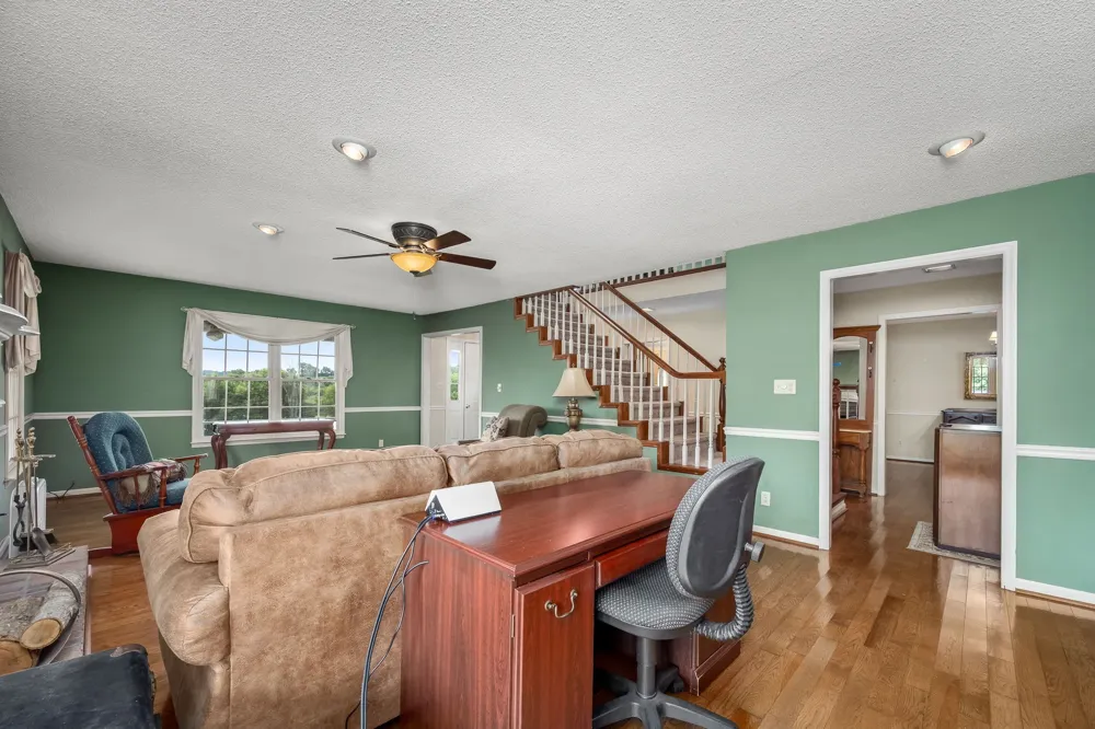 448 County Line Rd Lynchburg, TN 37352