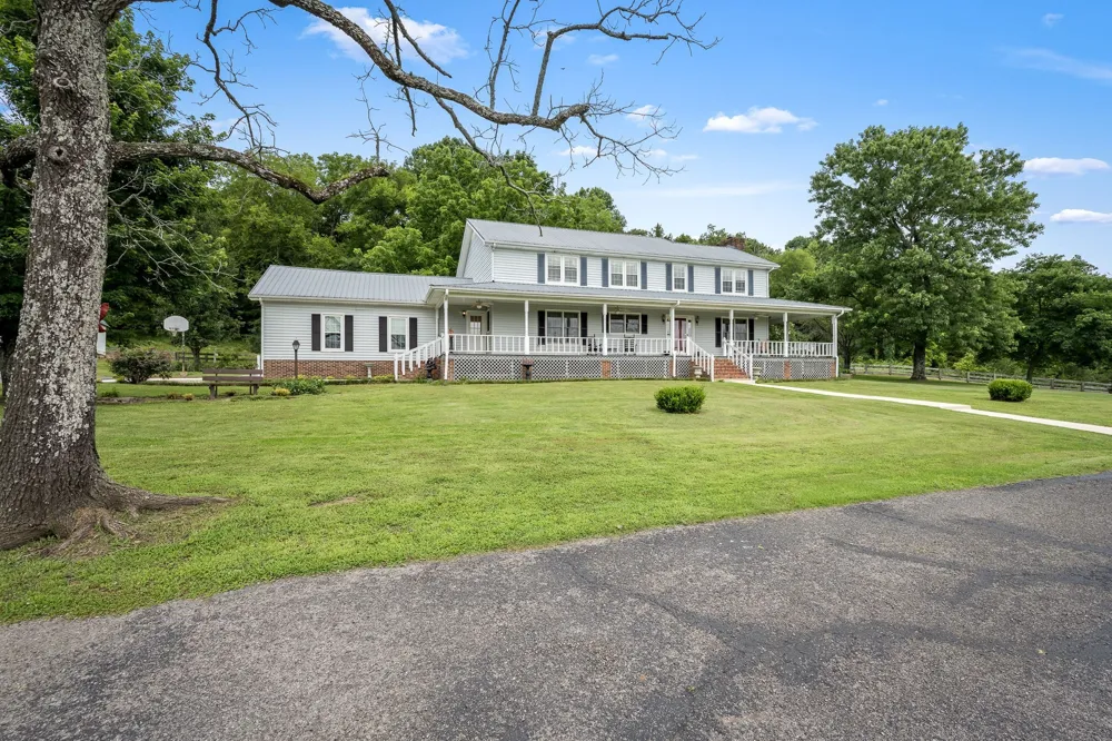 448 County Line Rd Lynchburg, TN 37352