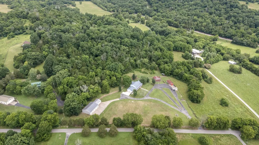 448 County Line Rd Lynchburg, TN 37352