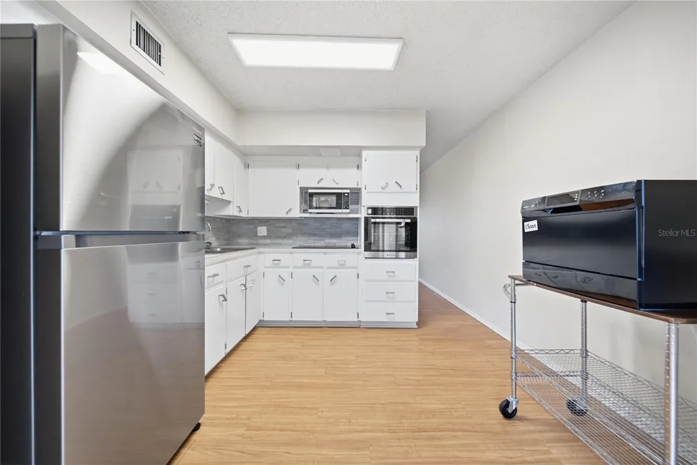 2458 FLORENTINE WAY #34 Clearwater, FL 33763