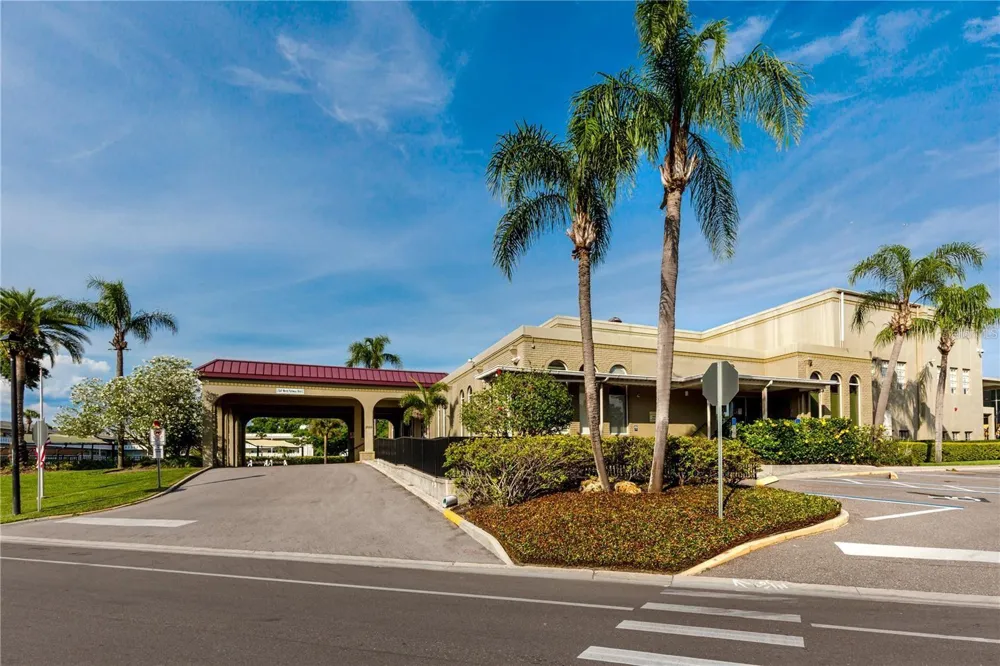 2458 FLORENTINE WAY #34 Clearwater, FL 33763