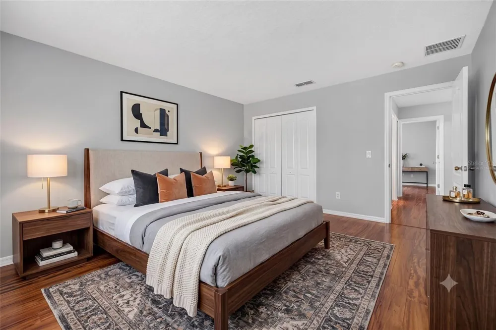 9931 HERON POINTE DRIVE Orlando, FL 32832