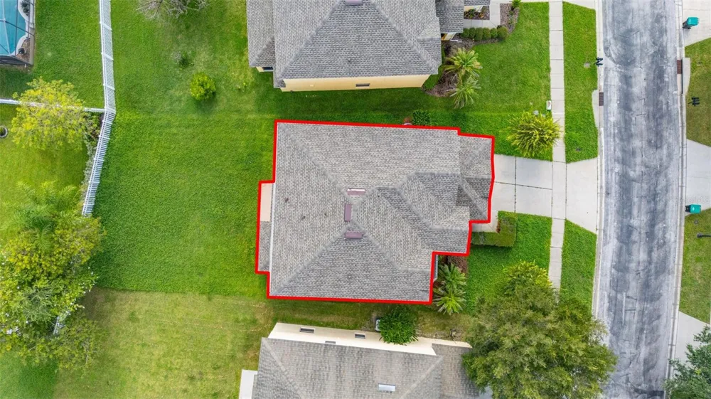 9931 HERON POINTE DRIVE Orlando, FL 32832