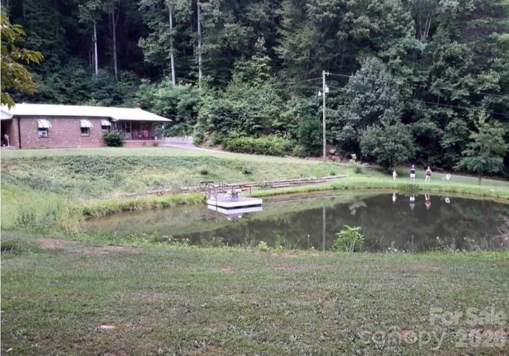 1755 F M Mclean Place Lenoir, NC 28645