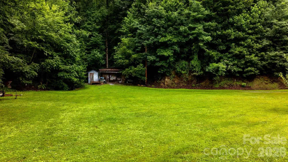 1755 F M Mclean Place Lenoir, NC 28645
