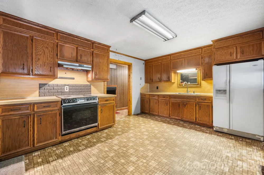 1755 F M Mclean Place Lenoir, NC 28645