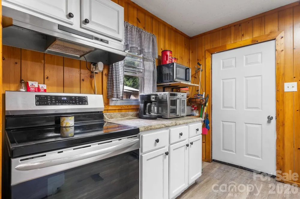 1755 F M Mclean Place Lenoir, NC 28645