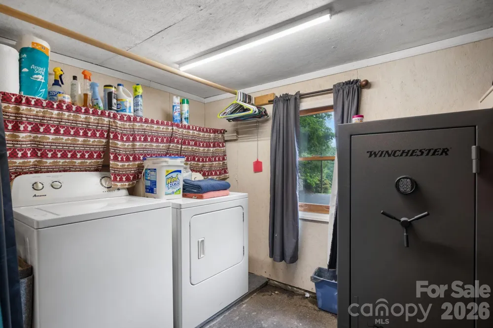 1755 F M Mclean Place Lenoir, NC 28645