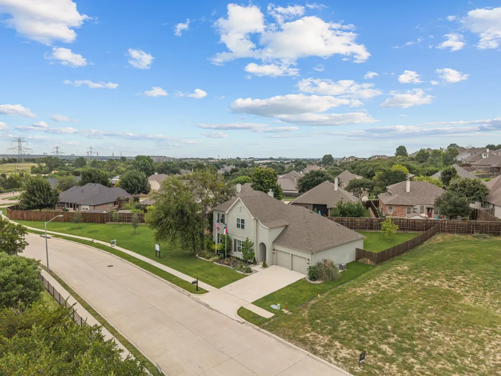 602 Sterling Drive Benbrook, TX 76126