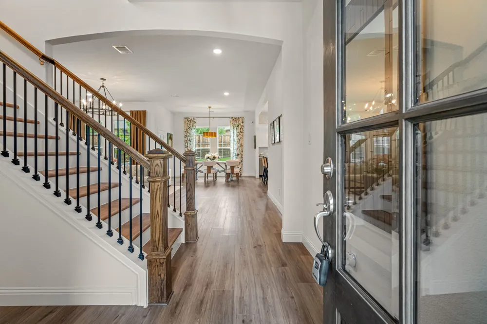 602 Sterling Drive Benbrook, TX 76126