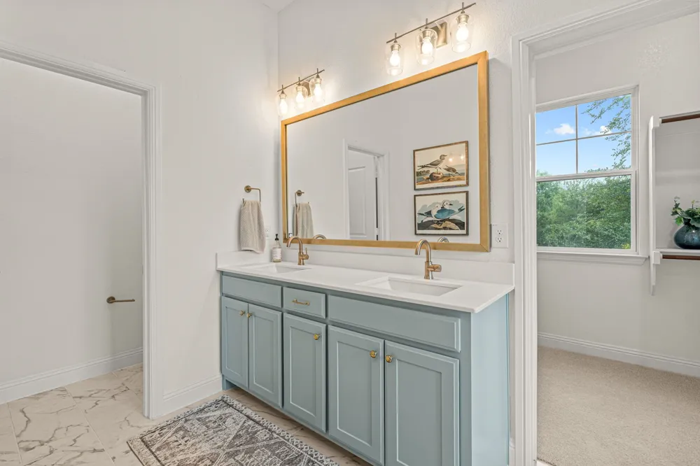602 Sterling Drive Benbrook, TX 76126
