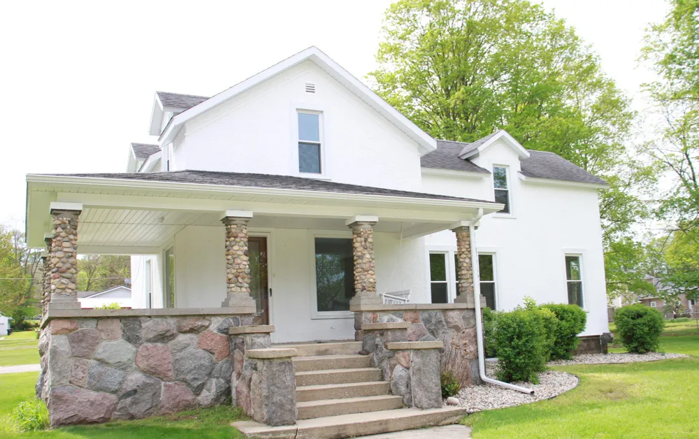 24195 Third Avenue Mattawan, MI 49071