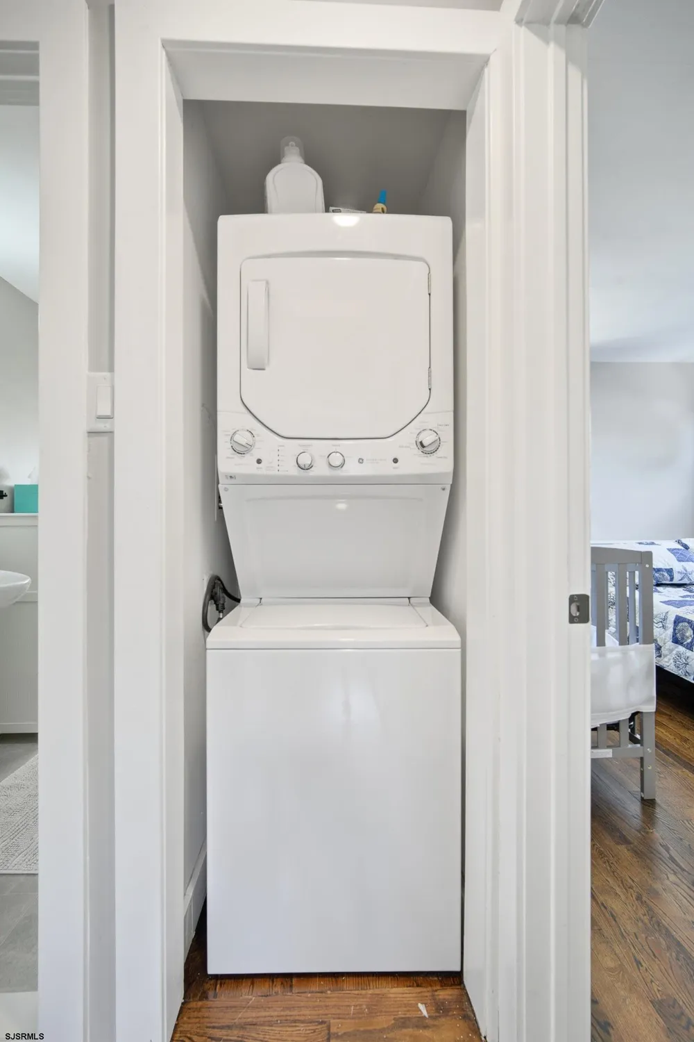 159 Sheridan Square Brigantine, NJ 08203