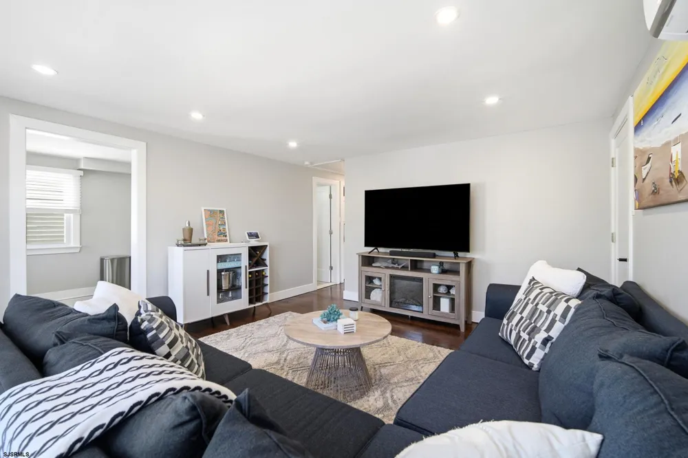 159 Sheridan Square Brigantine, NJ 08203
