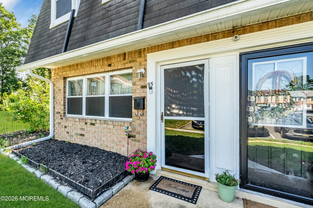 95 Briar Mills Drive #95 Brick, NJ 08724