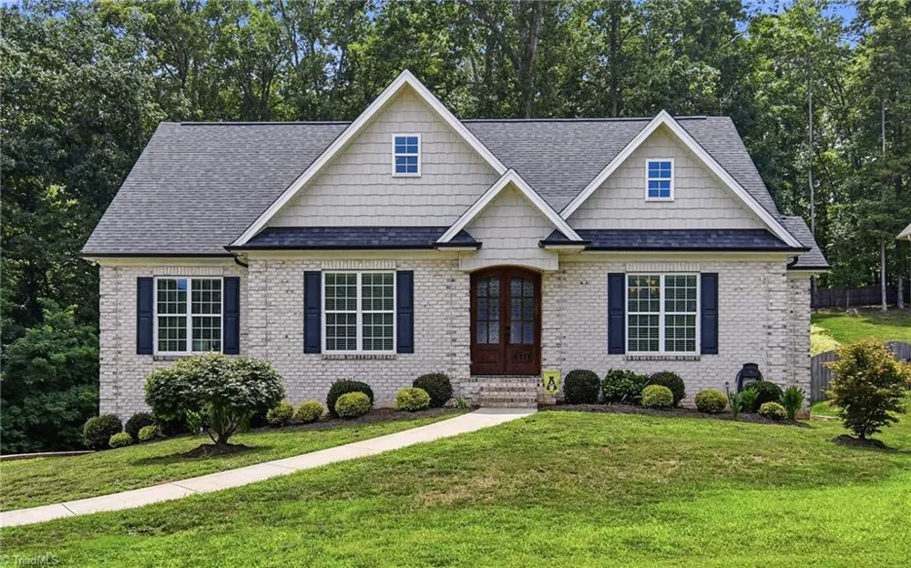 6171 Olde Fields Way Pfafftown, NC 27040