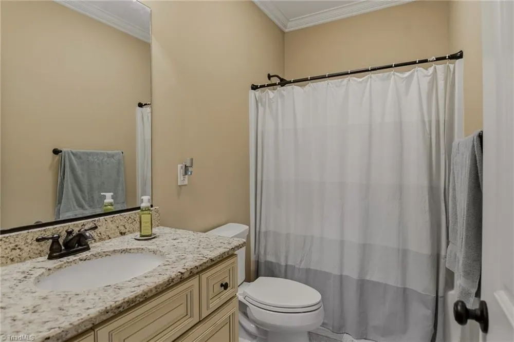 6171 Olde Fields Way Pfafftown, NC 27040