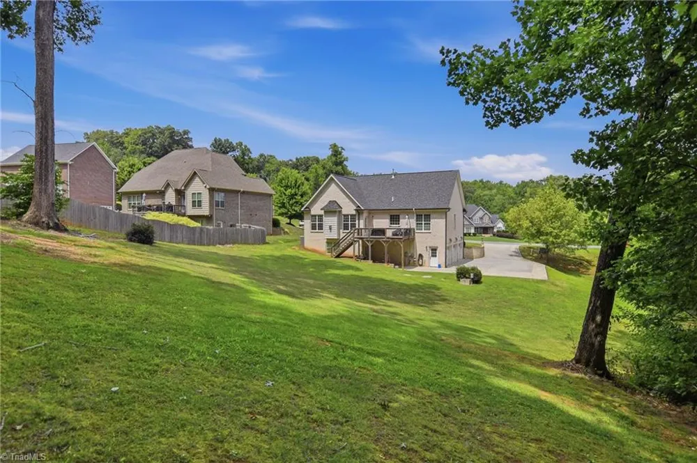 6171 Olde Fields Way Pfafftown, NC 27040