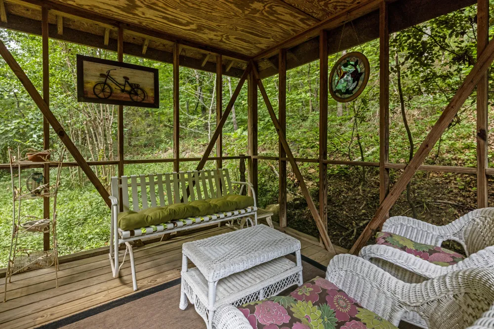 355 Myers Avenue Guild, TN 37340