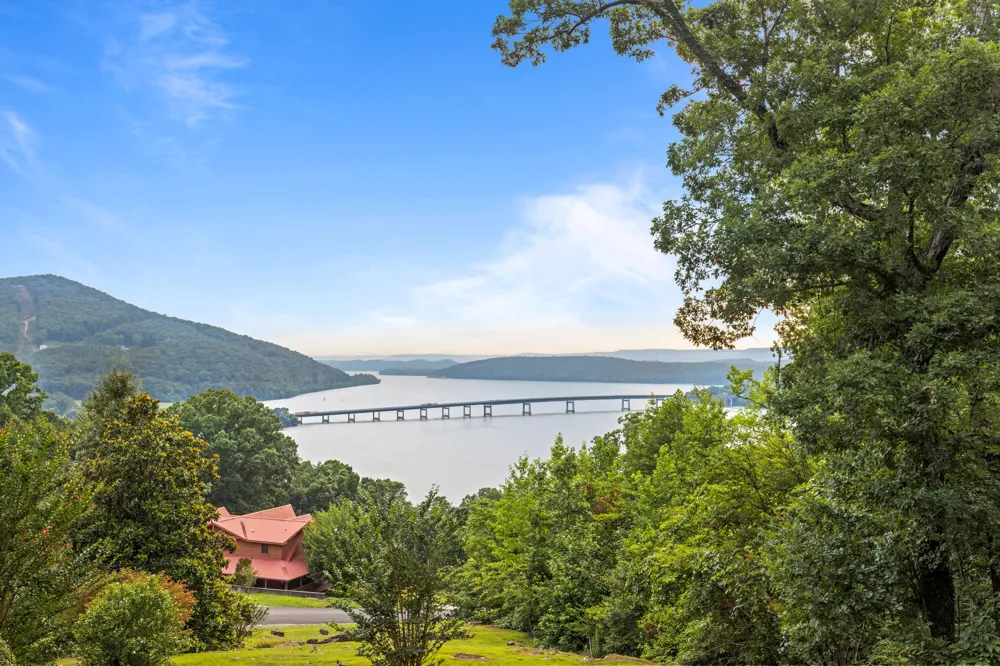 355 Myers Avenue Guild, TN 37340