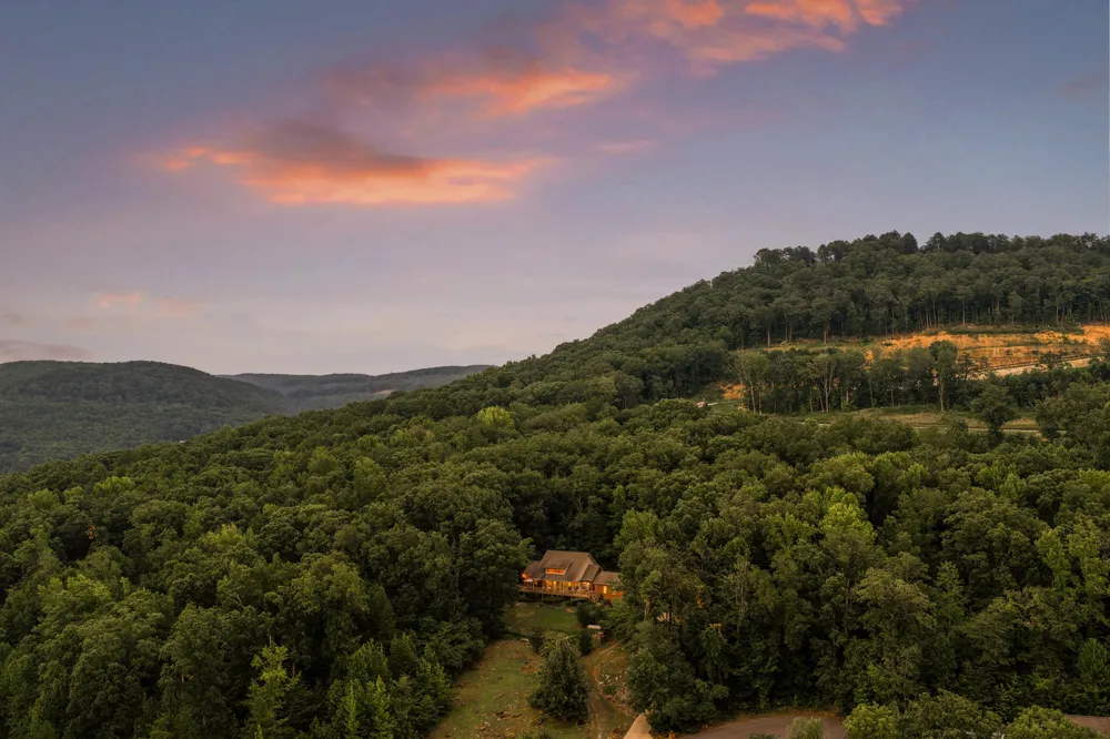 355 Myers Avenue Guild, TN 37340