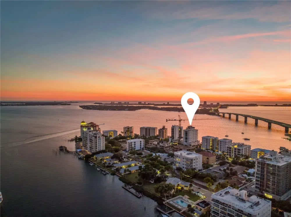 258 GOLDEN GATE POINT #701 Sarasota, FL 34236