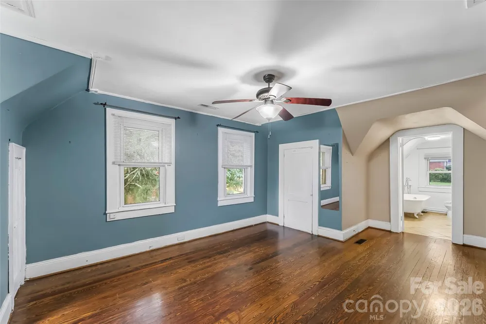 105 S Anderson Street Morganton, NC 28655