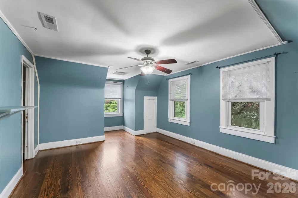 105 S Anderson Street Morganton, NC 28655